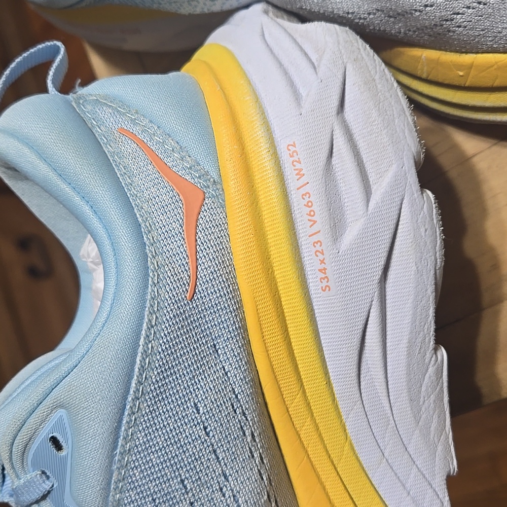 Hoka Bondi 8 Summer Sky - Picture 12 of 13